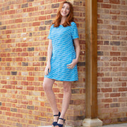 Woman in kingston dress wavy daisy